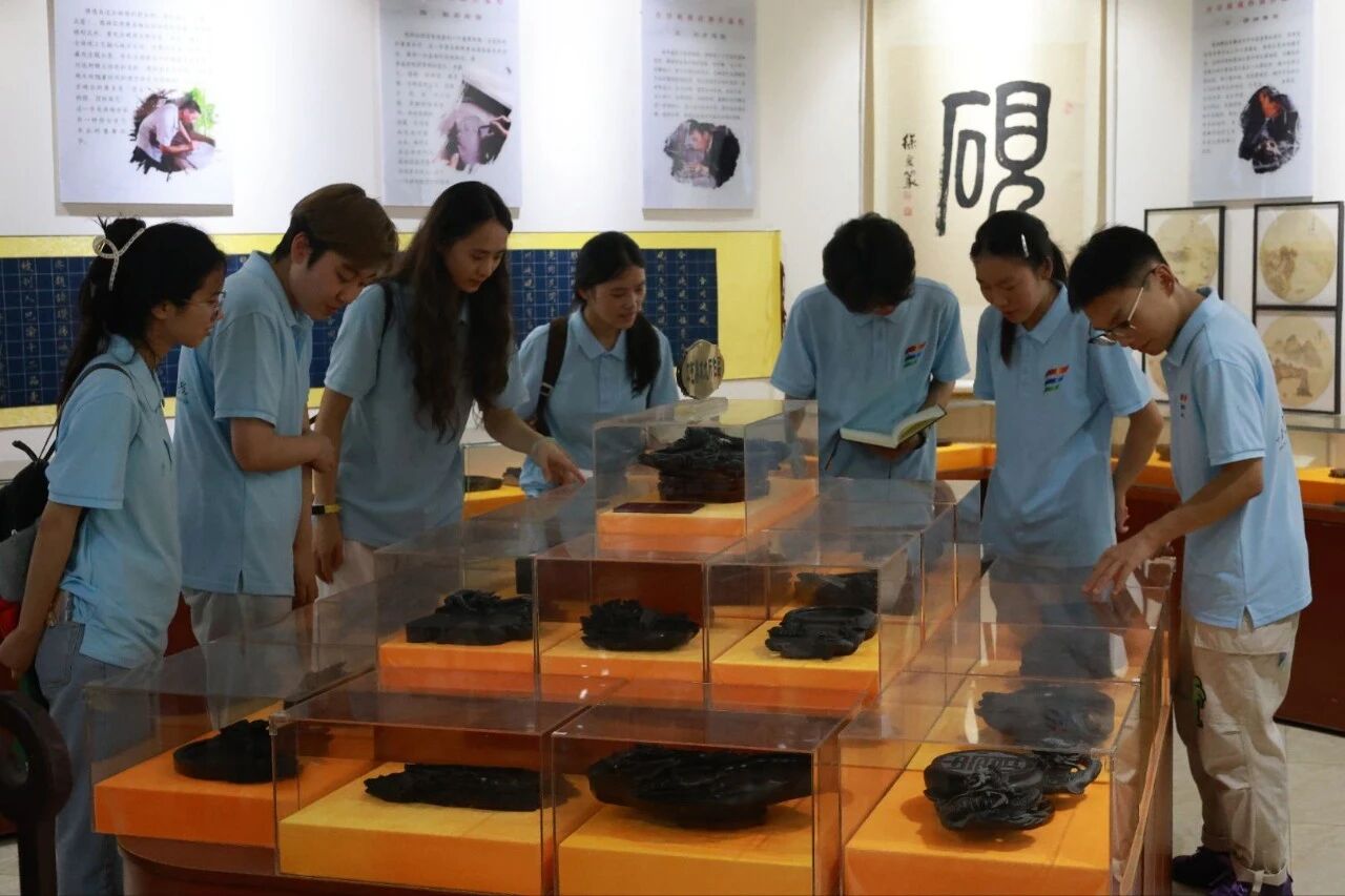 ff956ab78686498b07f253f6cacba517.jpg