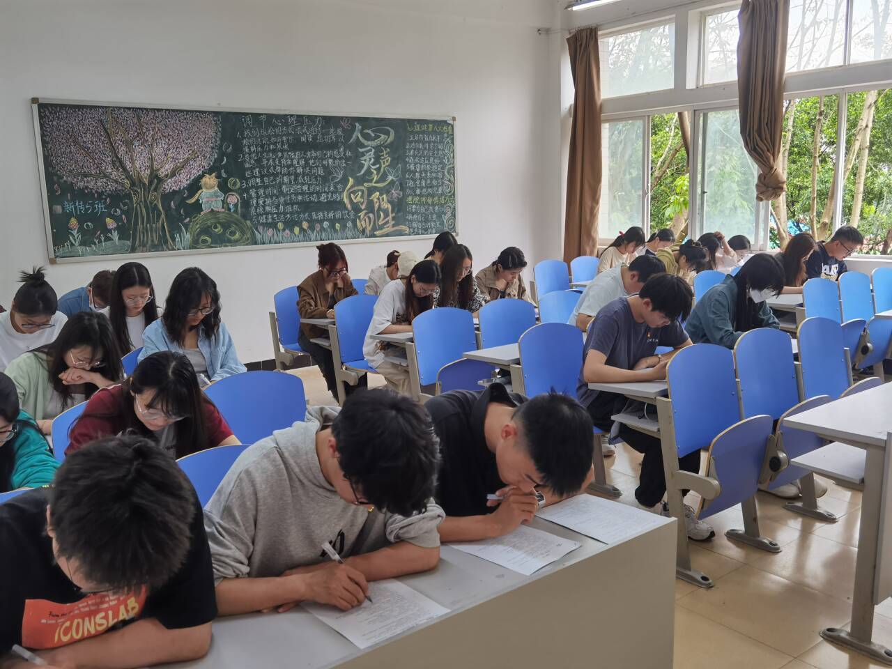 EqFL_1714956941303066599.png 图片2.png